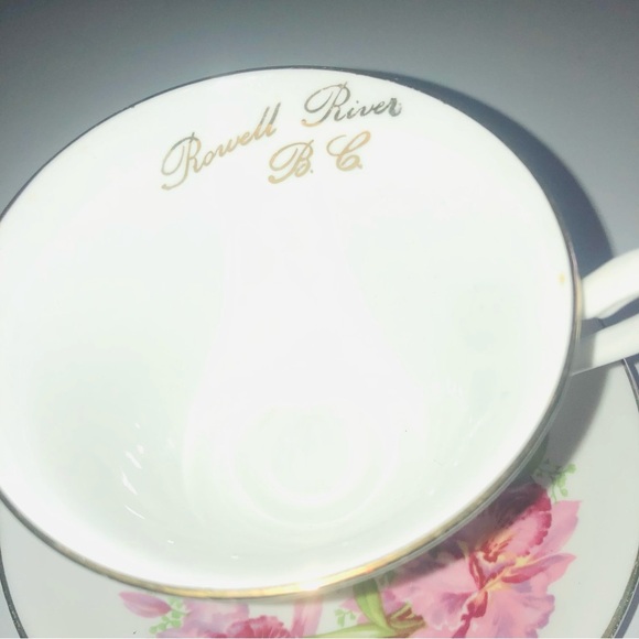 Powell River teacup, bone China, made for Hudson Bay in England- collectible - Picture 2 of 7